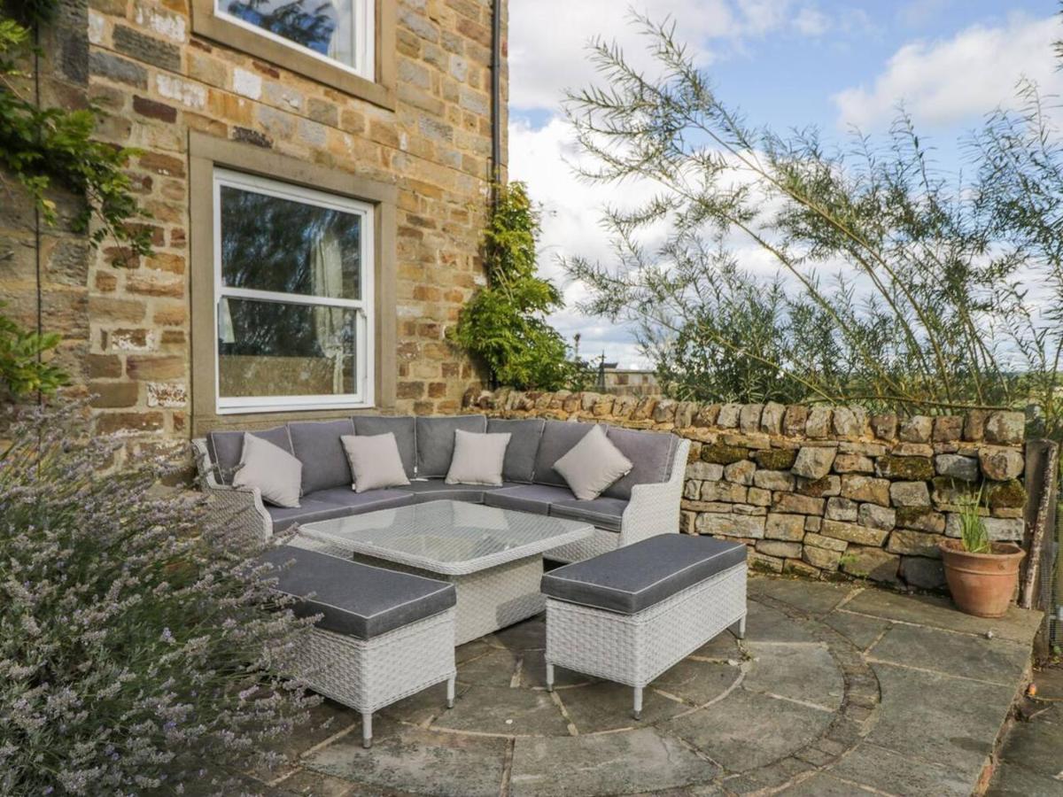 Meagill Farmhouse Hot Tub Bbq Hut Villa Otley  Exterior photo