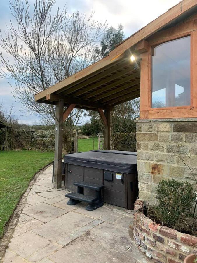 Meagill Farmhouse Hot Tub Bbq Hut Villa Otley  Exterior photo